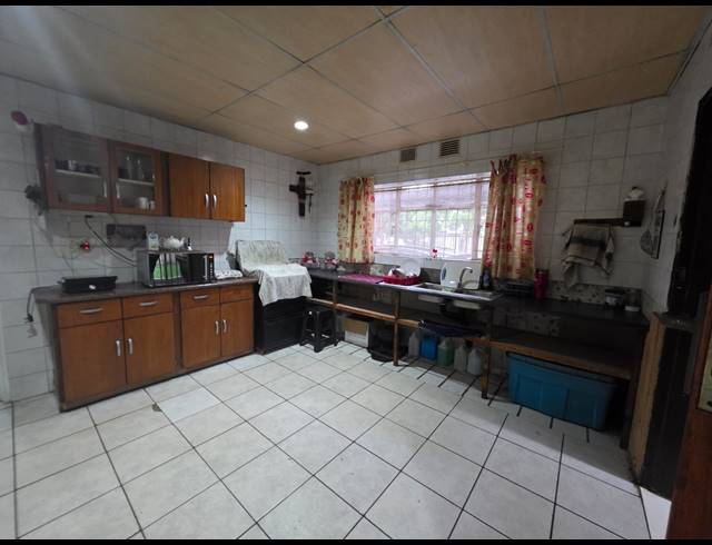 3 BEDROOM HOUSE FOR SALE IN VANDERBIJLPARK SE 1